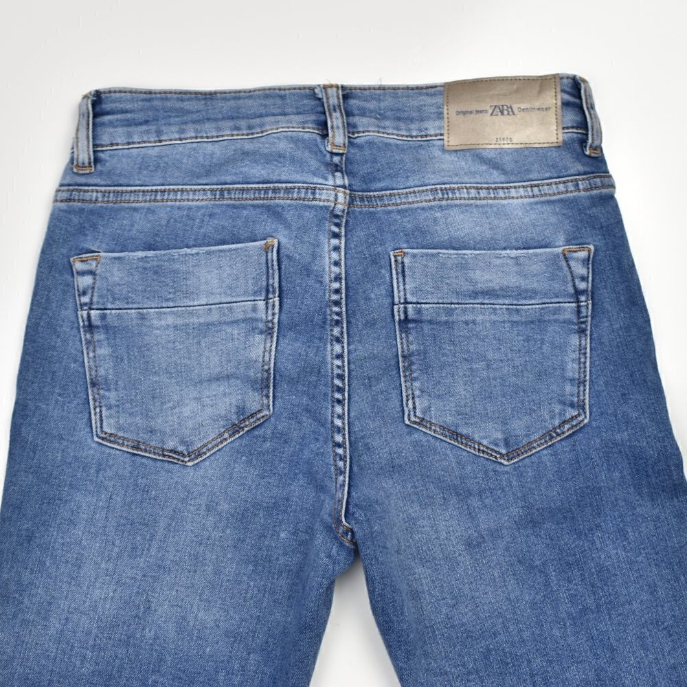 Zara Mid Rise Distressed Skinny Jeans - Picture 3 of 6